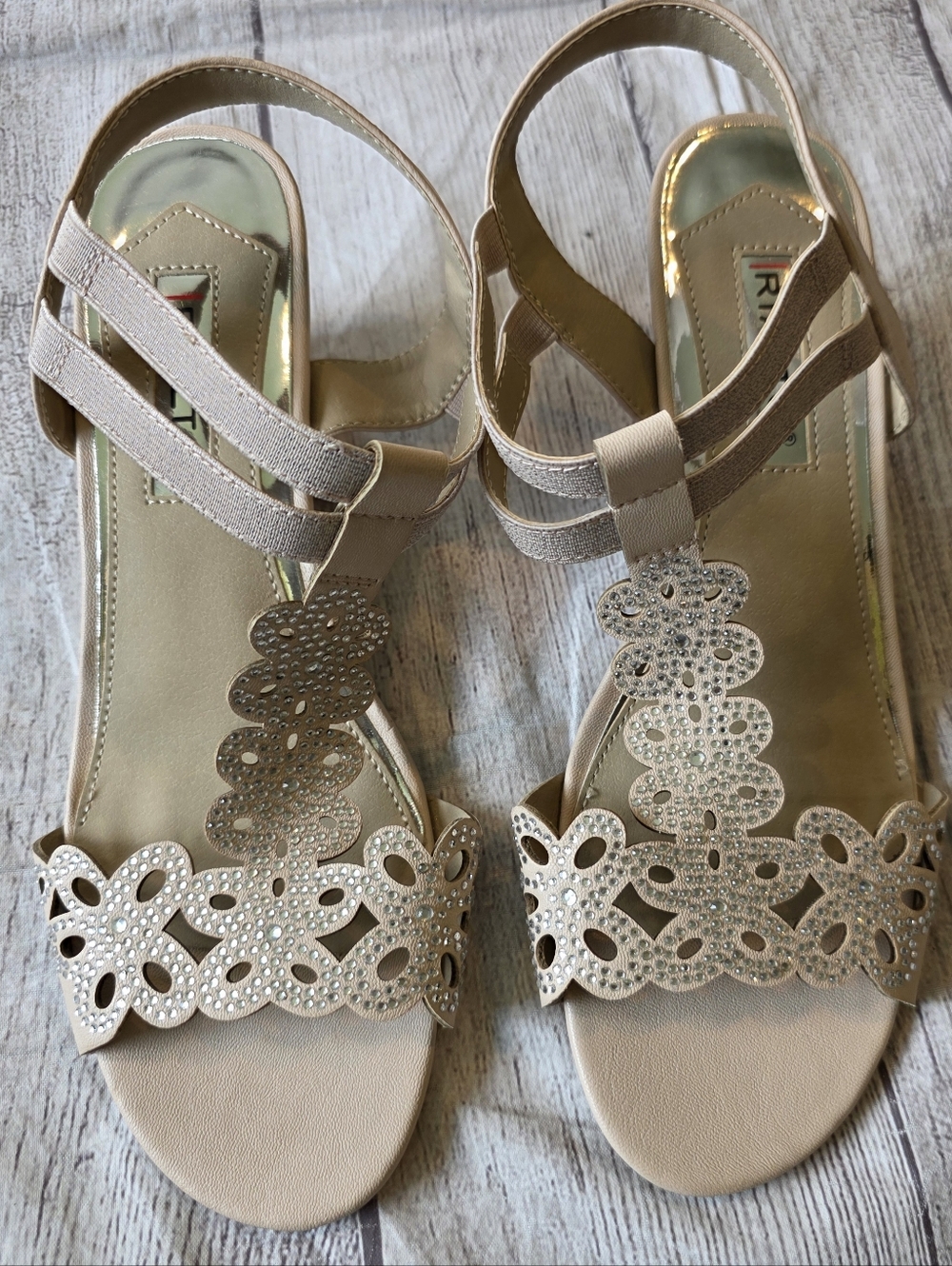 Rialto Women's Size 8 Cafell Laser Cut Wedge Sandals Event Cocktail Wedding - Picture 2 of 9